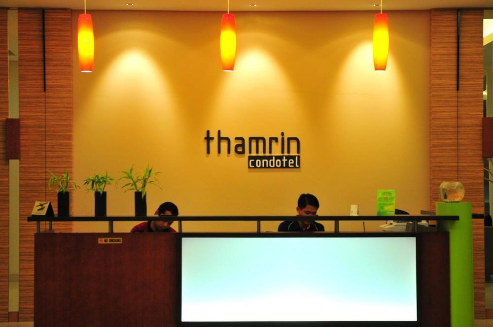 Capital O 1748 Thamrin Condotel Giacarta Esterno foto