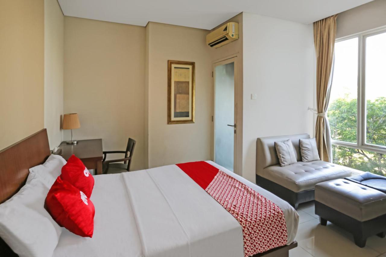 Capital O 1748 Thamrin Condotel Giacarta Esterno foto