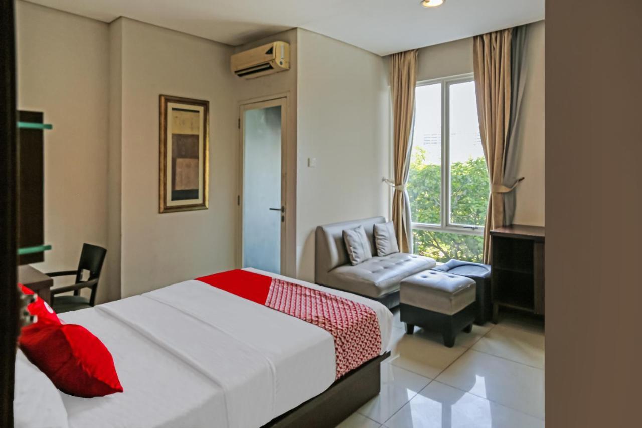 Capital O 1748 Thamrin Condotel Giacarta Esterno foto