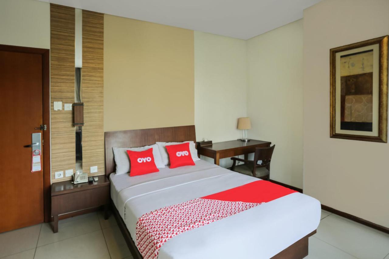 Capital O 1748 Thamrin Condotel Giacarta Esterno foto