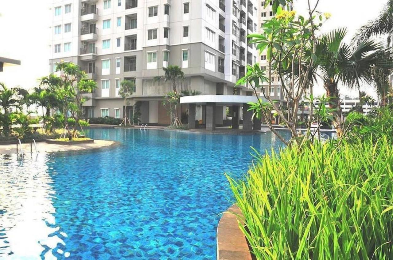 Capital O 1748 Thamrin Condotel Giacarta Esterno foto