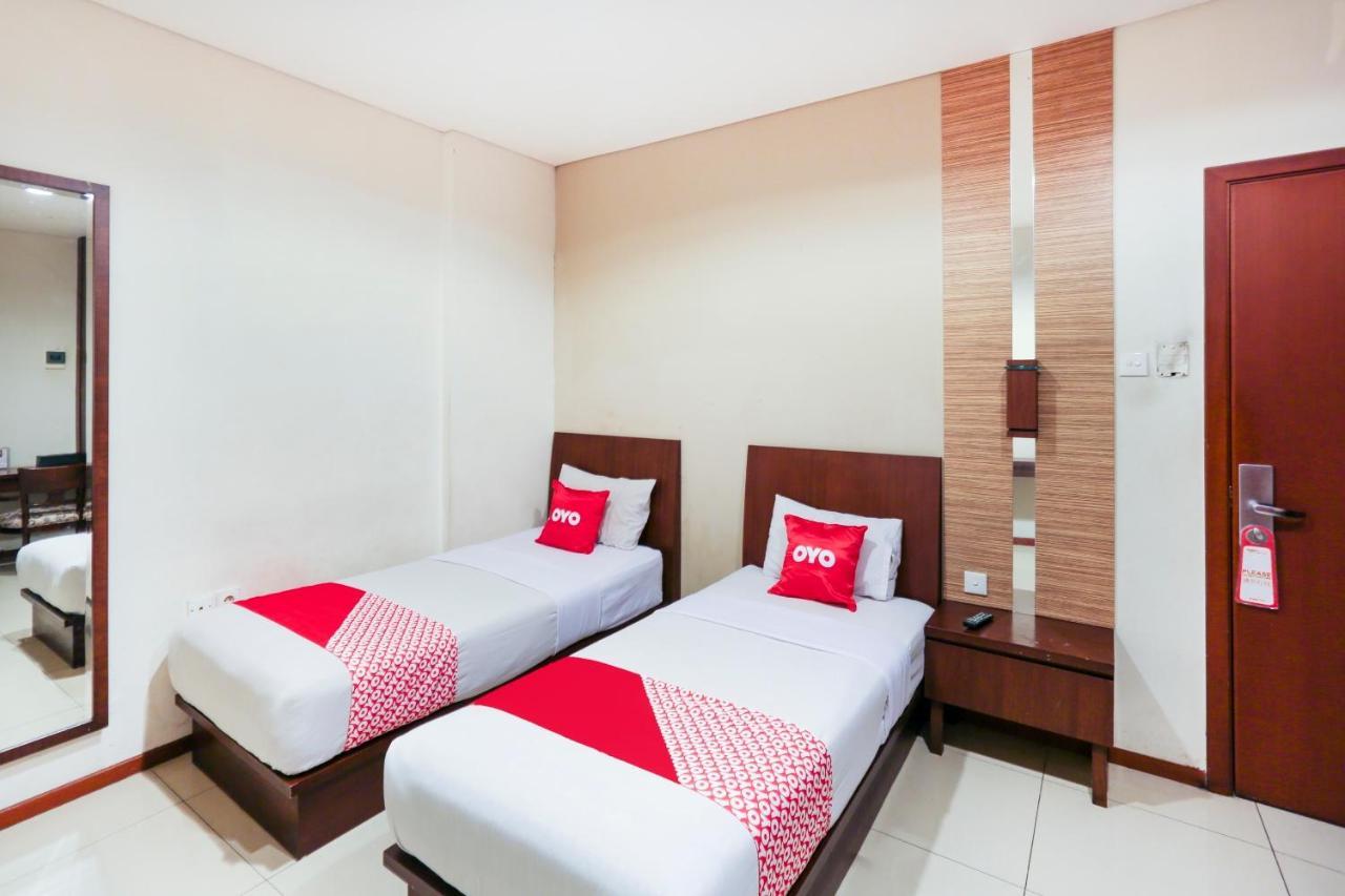Capital O 1748 Thamrin Condotel Giacarta Esterno foto