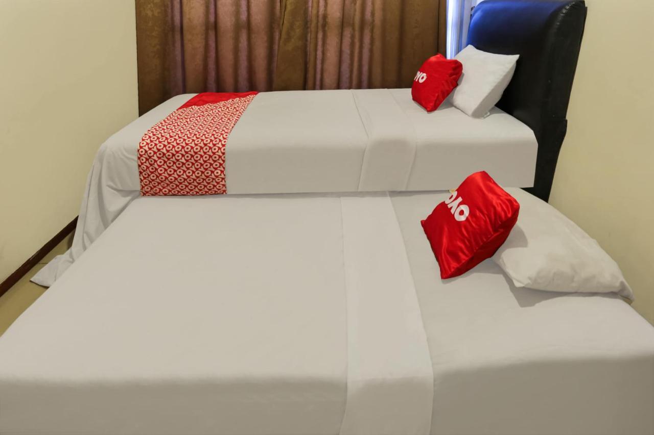 Capital O 1748 Thamrin Condotel Giacarta Esterno foto